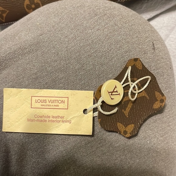 Authentic, Vintage Louis Vuitton Briefcase - Picture 6 of 7